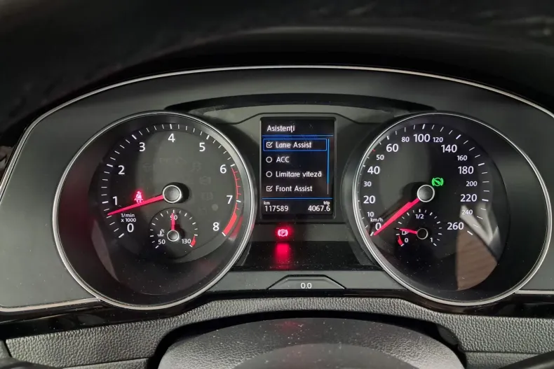 Volkswagen Passat din 2022 cu 117.588 km - oferta VOL234479 - foto 17