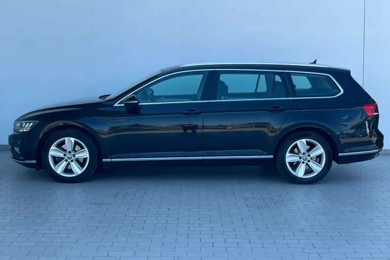 Volkswagen Passat din 2022 cu 70.022 km - oferta VOL234495 - foto 5
