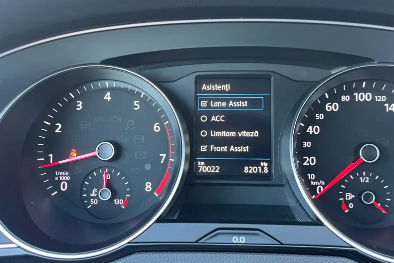Volkswagen Passat din 2022 cu 70.022 km - oferta VOL234495 - foto 19