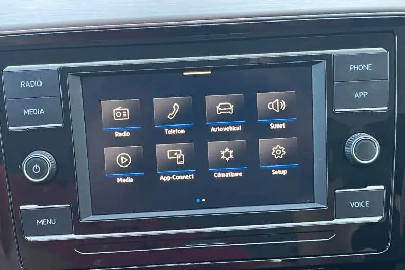 Volkswagen Passat din 2022 cu 70.022 km - oferta VOL234495 - foto 25