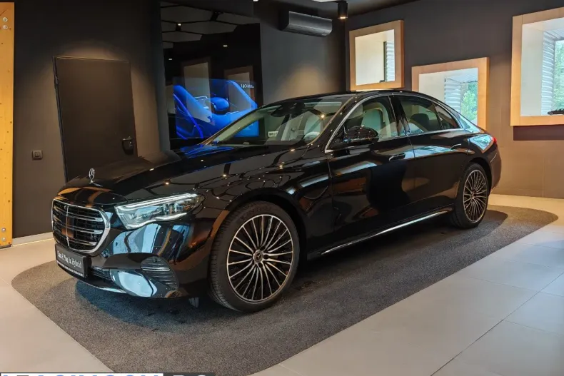 Mercedes-Benz E 300 (Clasa E) din 2026 cu 1 km - oferta MER234497 - foto 9