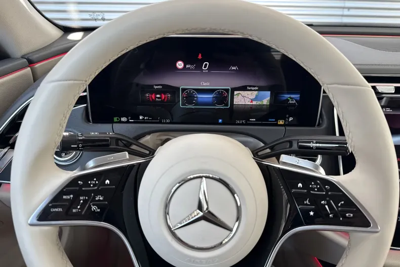 Mercedes-Benz E 200 (Clasa E) din 2025 cu 3.336 km - oferta MER234498 - foto 12