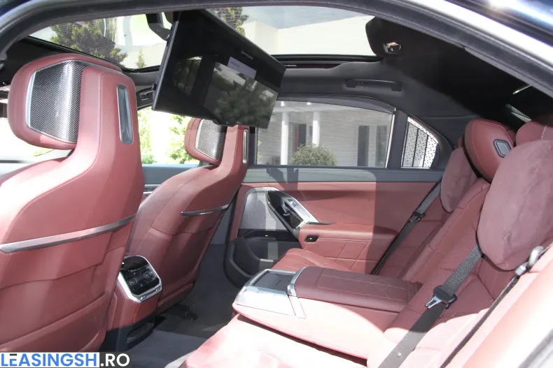 BMW 740d (Seria 7) din 2025 cu 105.000 km - oferta BMW234501 - foto 23