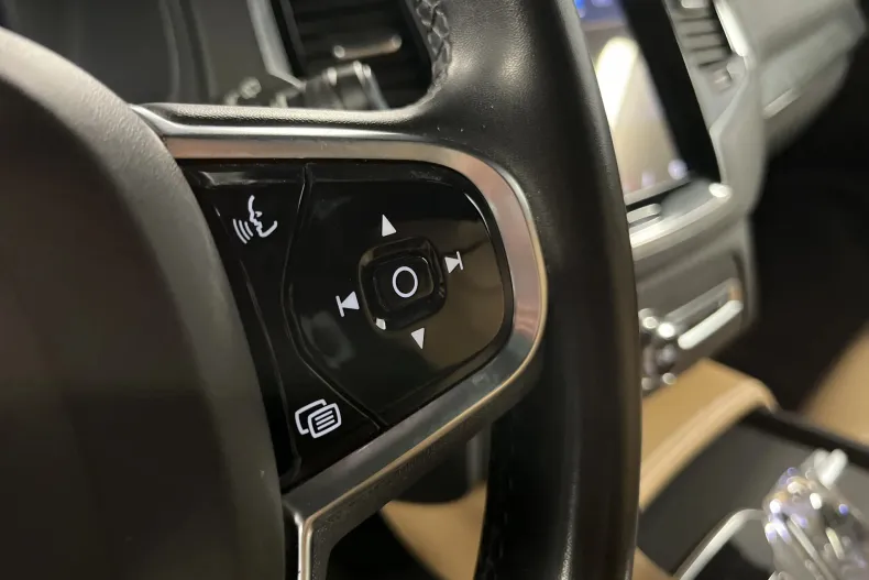 Volvo XC90 din 2022 cu 155.935 km - oferta VOL234504 - foto 17