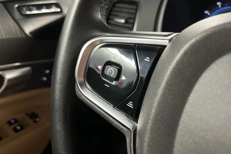 Volvo XC90 din 2022 cu 155.935 km - oferta VOL234504 - foto 18