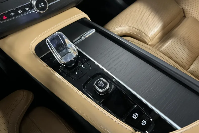 Volvo XC90 din 2022 cu 155.935 km - oferta VOL234504 - foto 27