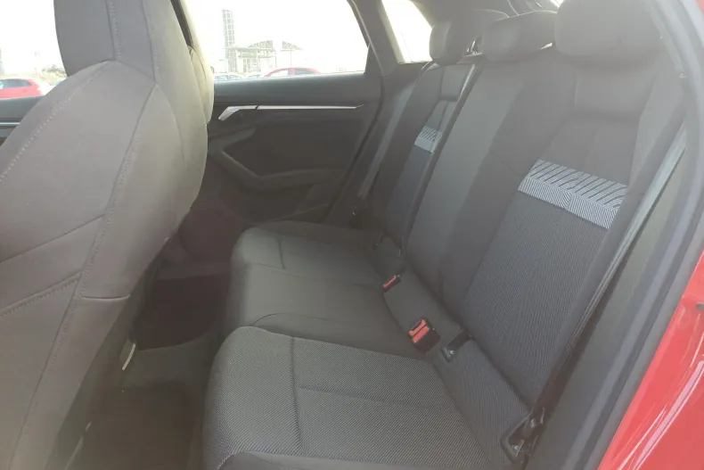 Audi A3 Sportback din 2021 cu 113.480 km - oferta AUD234507 - foto 26