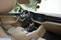 Volkswagen Touareg din 2023 cu 59.237 km - oferta VOL234509 - foto 7