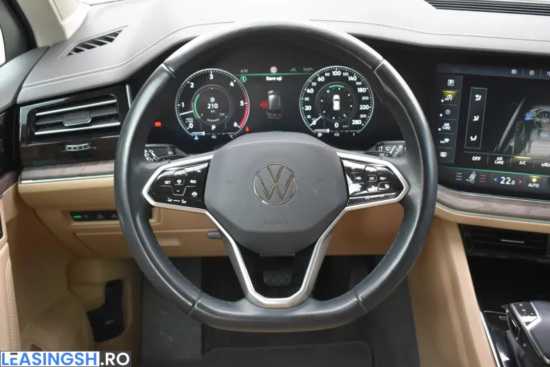 Volkswagen Touareg din 2023 cu 59.237 km - oferta VOL234509 - foto 8