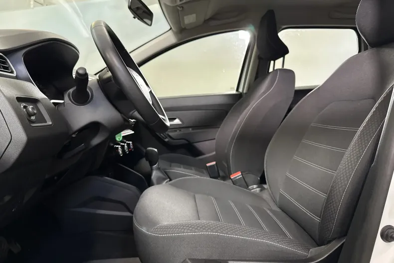 Dacia Duster din 2024 cu 74.646 km - oferta DAC234517 - foto 20
