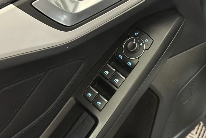 Ford Focus din 2021 cu 120.858 km - oferta FOR234522 - foto 14