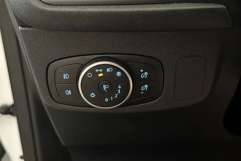 Ford Focus din 2021 cu 120.858 km - oferta FOR234522 - foto 15