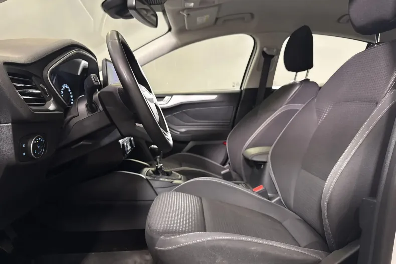 Ford Focus din 2021 cu 120.858 km - oferta FOR234522 - foto 22