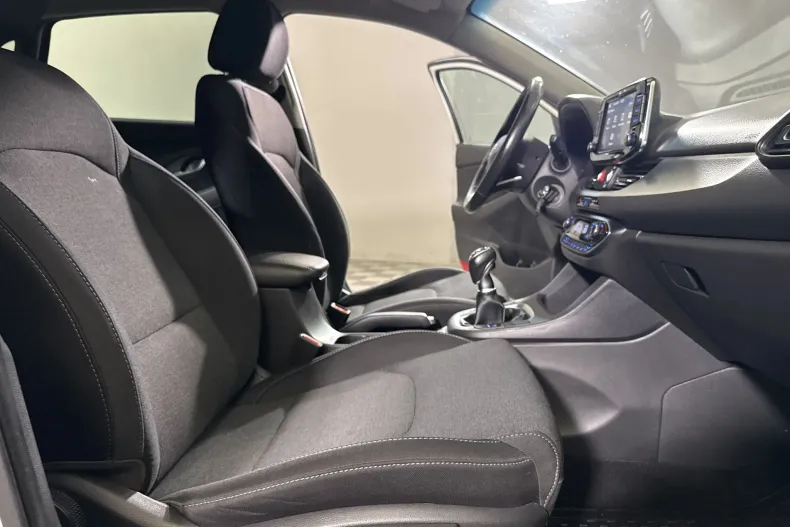 Hyundai i30 din 2021 cu 65.042 km - oferta HYU234523 - foto 11
