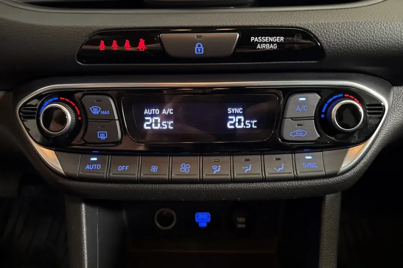 Hyundai i30 din 2021 cu 65.042 km - oferta HYU234523 - foto 17