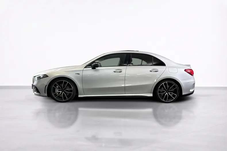 Mercedes-Benz A 35 AMG (Clasa A) din 2022 cu 114.546 km - oferta MER234528 - foto 2