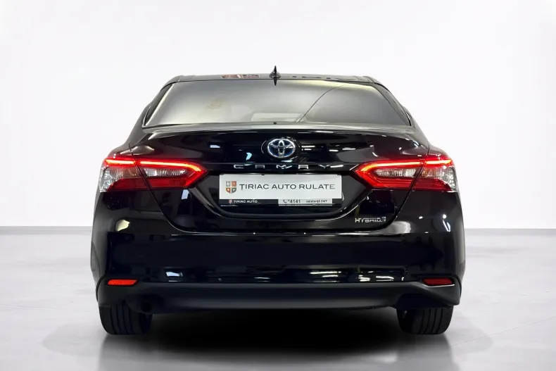 Toyota Camry din 2022 cu 84.453 km - oferta TOY234533 - foto 4