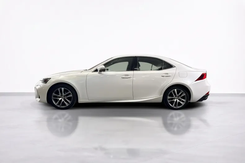 Lexus Seria IS din 2020 cu 114.417 km - oferta LEX234537 - foto 2