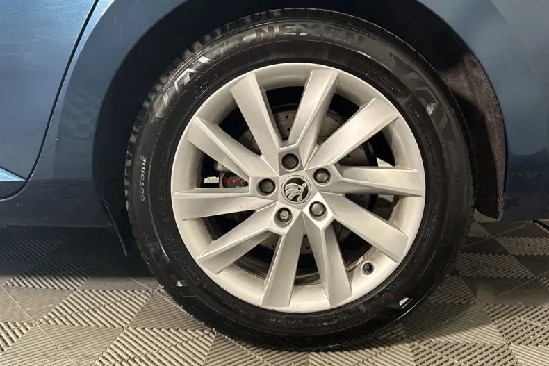 Skoda Superb din 2020 cu 155.575 km - oferta SKO234538 - foto 13