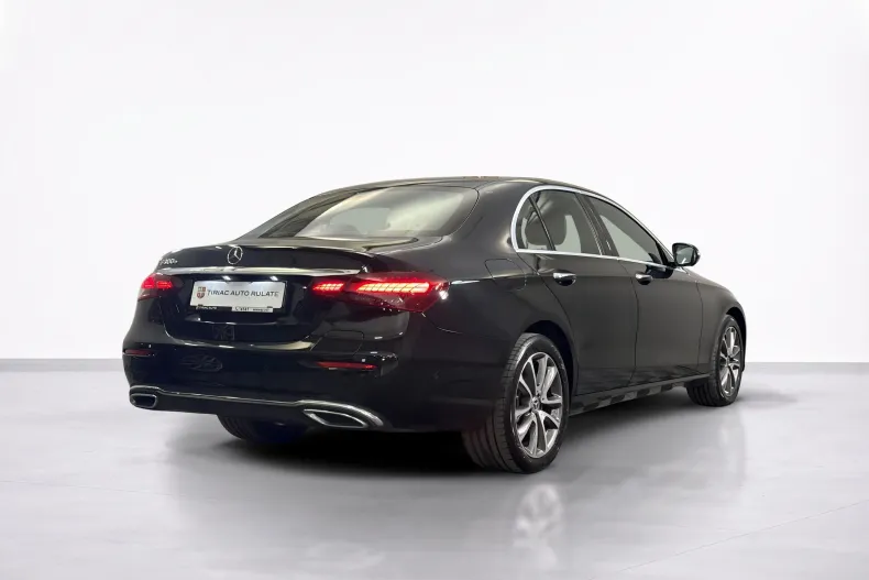 Mercedes-Benz E 300 (Clasa E) din 2021 cu 35.147 km - oferta MER234541 - foto 5