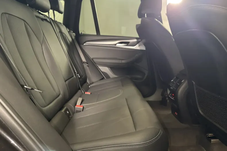 BMW X3 (Seria X) din 2023 cu 40.152 km - oferta BMW234542 - foto 12