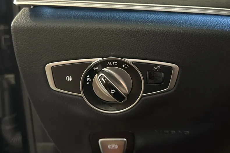 Mercedes-Benz E 53 AMG (Clasa E) din 2021 cu 78.907 km - oferta MER234543 - foto 16