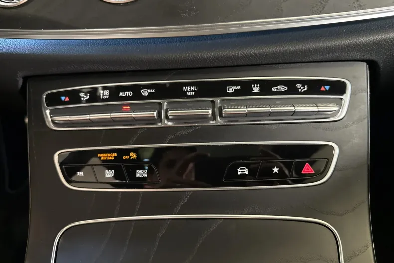 Mercedes-Benz E 53 AMG (Clasa E) din 2021 cu 78.907 km - oferta MER234543 - foto 19