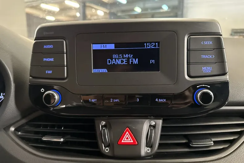 Hyundai i30 din 2021 cu 58.396 km - oferta HYU234544 - foto 18