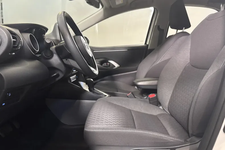 Toyota Yaris din 2022 cu 78.835 km - oferta TOY234545 - foto 22