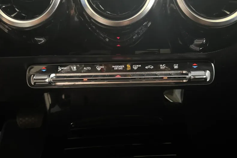 Mercedes-Benz CLA 250 (Clasa CLA) din 2022 cu 114.382 km - oferta MER234547 - foto 18
