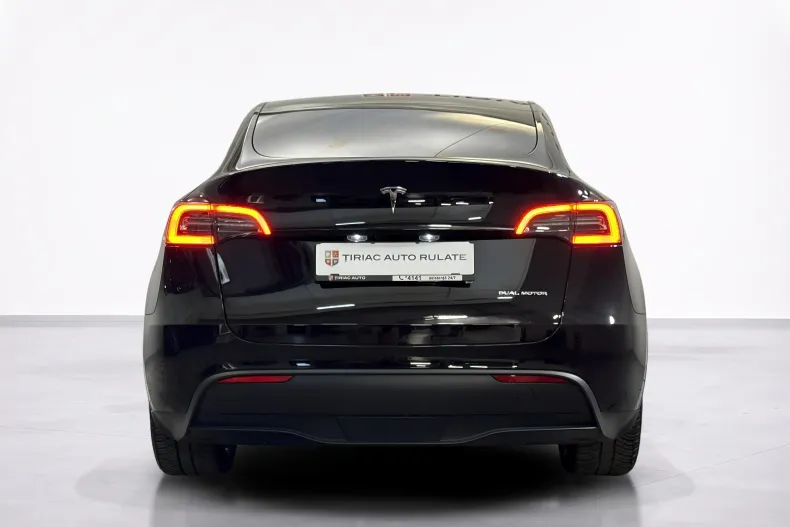 Tesla Model Y din 2023 cu 70.351 km - oferta TES234549 - foto 4
