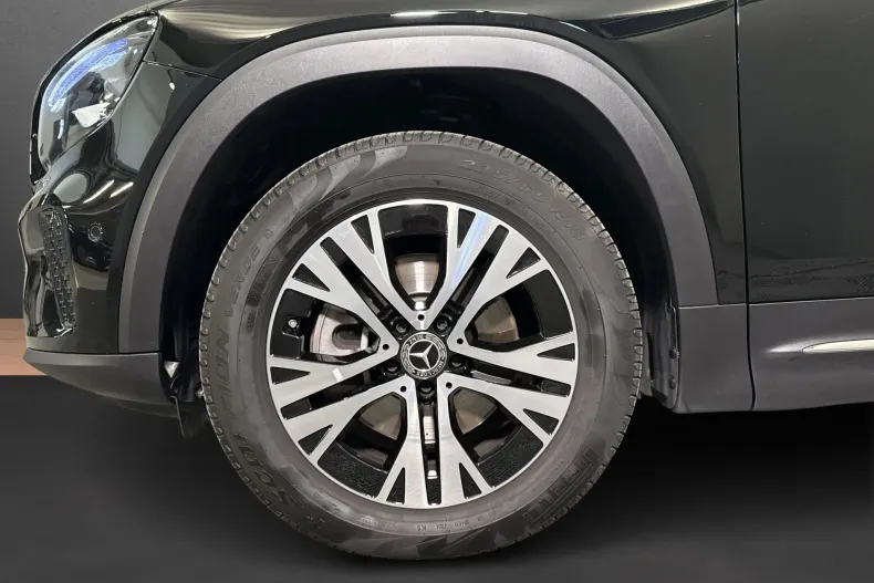 Mercedes-Benz GLB 220 (Clasa GLB) din 2025 cu 15.120 km - oferta MER234550 - foto 14