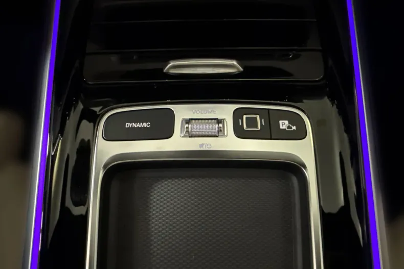 Mercedes-Benz GLB 220 (Clasa GLB) din 2025 cu 15.120 km - oferta MER234550 - foto 18