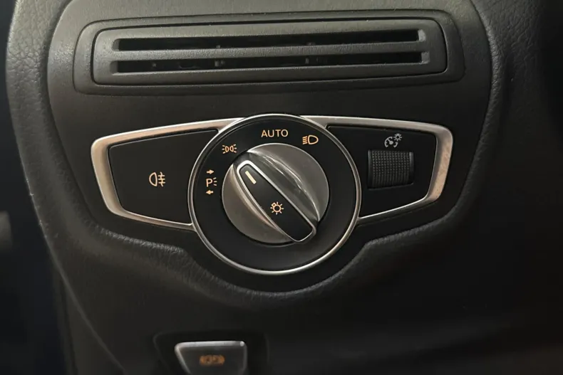 Mercedes-Benz GLC (Clasa GLC) din 2021 cu 128.603 km - oferta MER234551 - foto 15