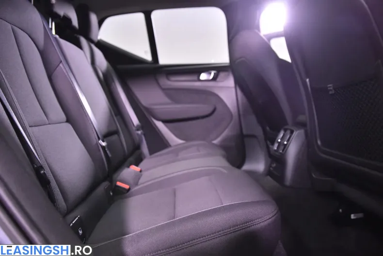 Volvo XC40 din 2022 cu 104.299 km - oferta VOL234565 - foto 12
