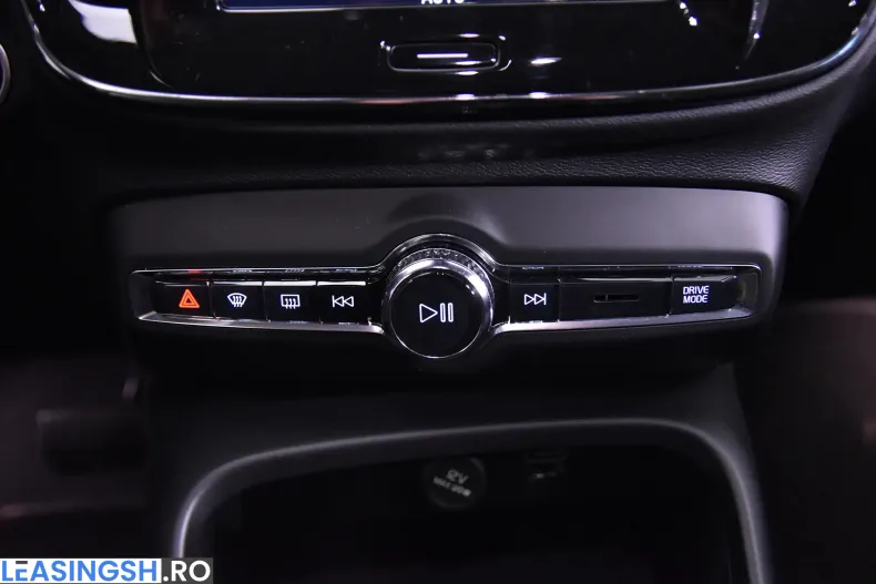 Volvo XC40 din 2022 cu 104.299 km - oferta VOL234565 - foto 17