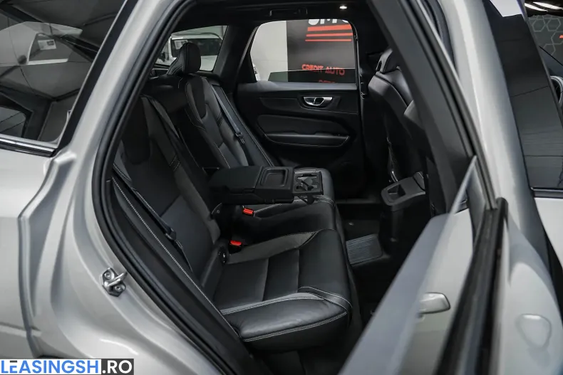 Volvo XC60 din 2022 cu 160.551 km - oferta VOL234588 - foto 10