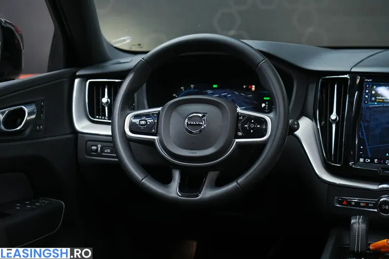 Volvo XC60 din 2022 cu 160.551 km - oferta VOL234588 - foto 23