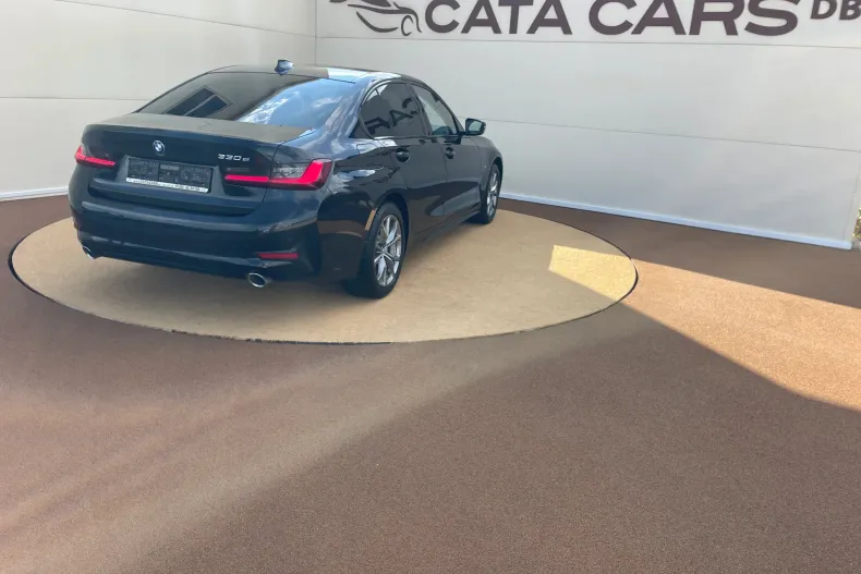 BMW 330e (Seria 3) din 2022 cu 156.000 km - oferta BMW234594 - foto 13