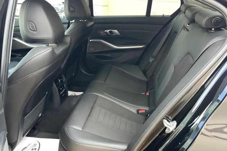 BMW 330e (Seria 3) din 2022 cu 156.000 km - oferta BMW234594 - foto 26