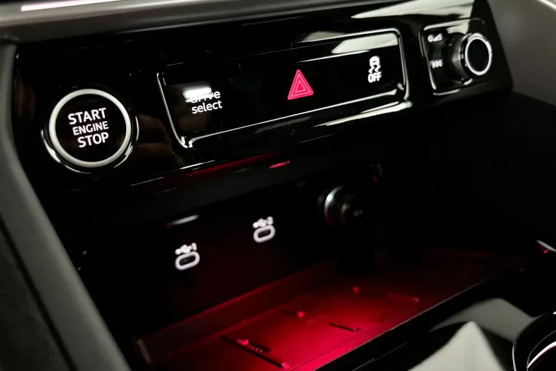 Audi Q5 din 2026 cu 1 km - oferta AUD234599 - foto 13