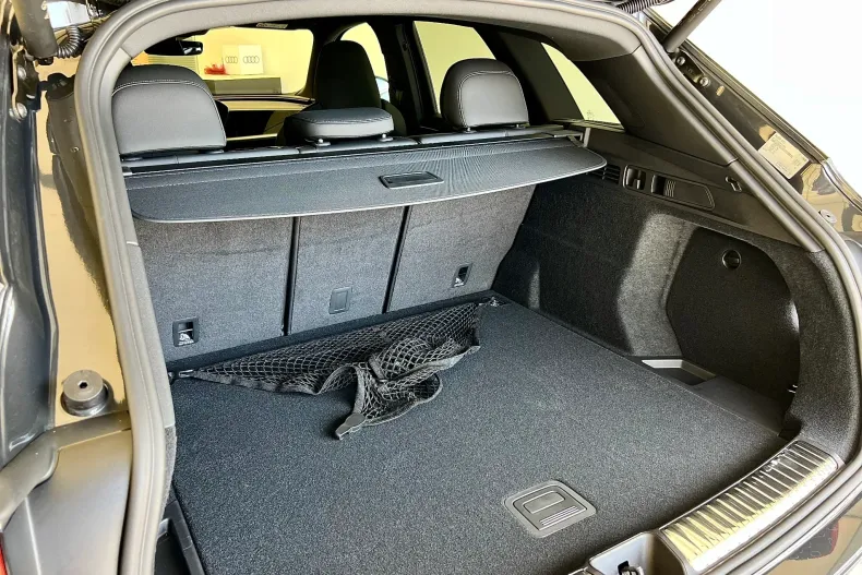 Audi Q5 din 2026 cu 1 km - oferta AUD234600 - foto 34