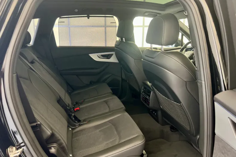 Audi Q7 din 2026 cu 1 km - oferta AUD234601 - foto 35