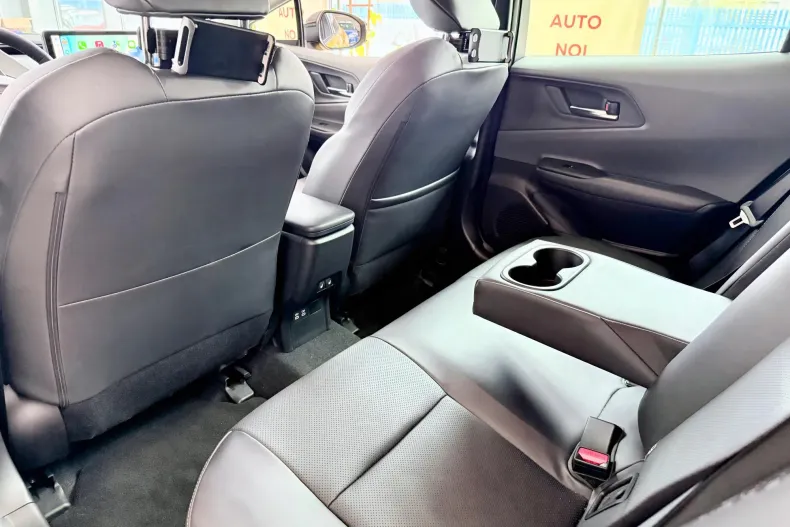Toyota Prius din 2025 cu 3.457 km - oferta TOY234606 - foto 11