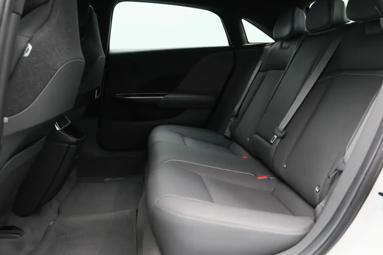 Lucid Air din 2024 cu 15.692 km - oferta LUC234612 - foto 12