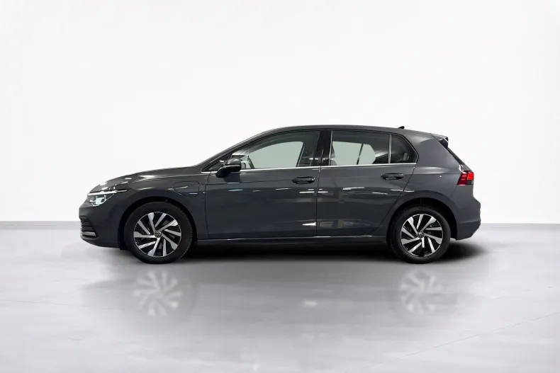 Volkswagen Golf din 2022 cu 59.560 km - oferta VOL234614 - foto 2