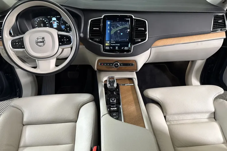 Volvo XC90 din 2021 cu 64.101 km - oferta VOL234615 - foto 9