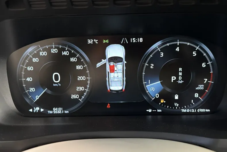 Volvo XC90 din 2021 cu 64.101 km - oferta VOL234615 - foto 10
