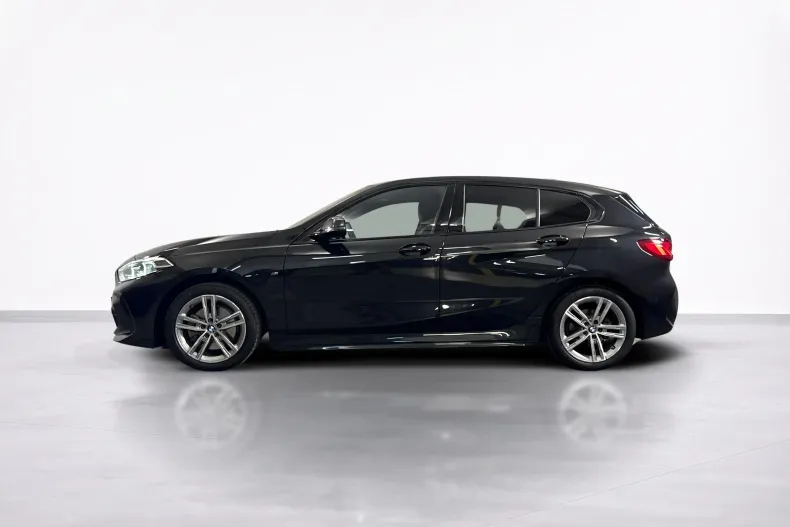 BMW 118i (Seria 1) din 2023 cu 87.745 km - oferta BMW234617 - foto 2