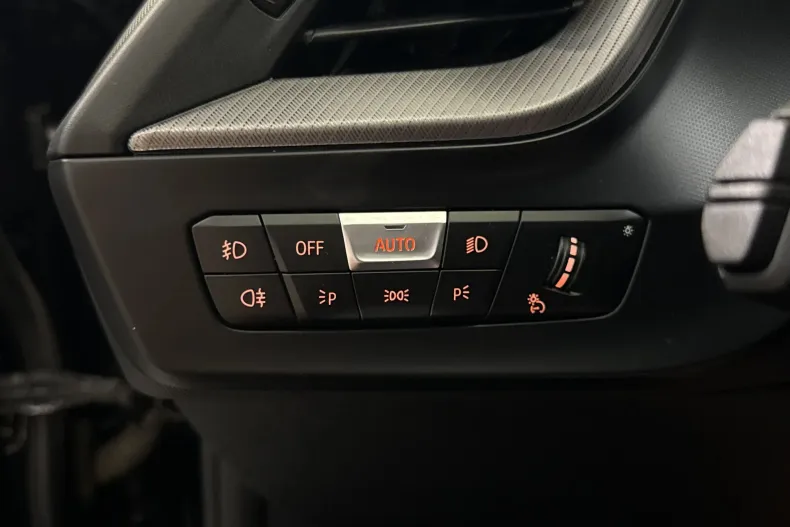 BMW 118i (Seria 1) din 2023 cu 87.745 km - oferta BMW234617 - foto 15